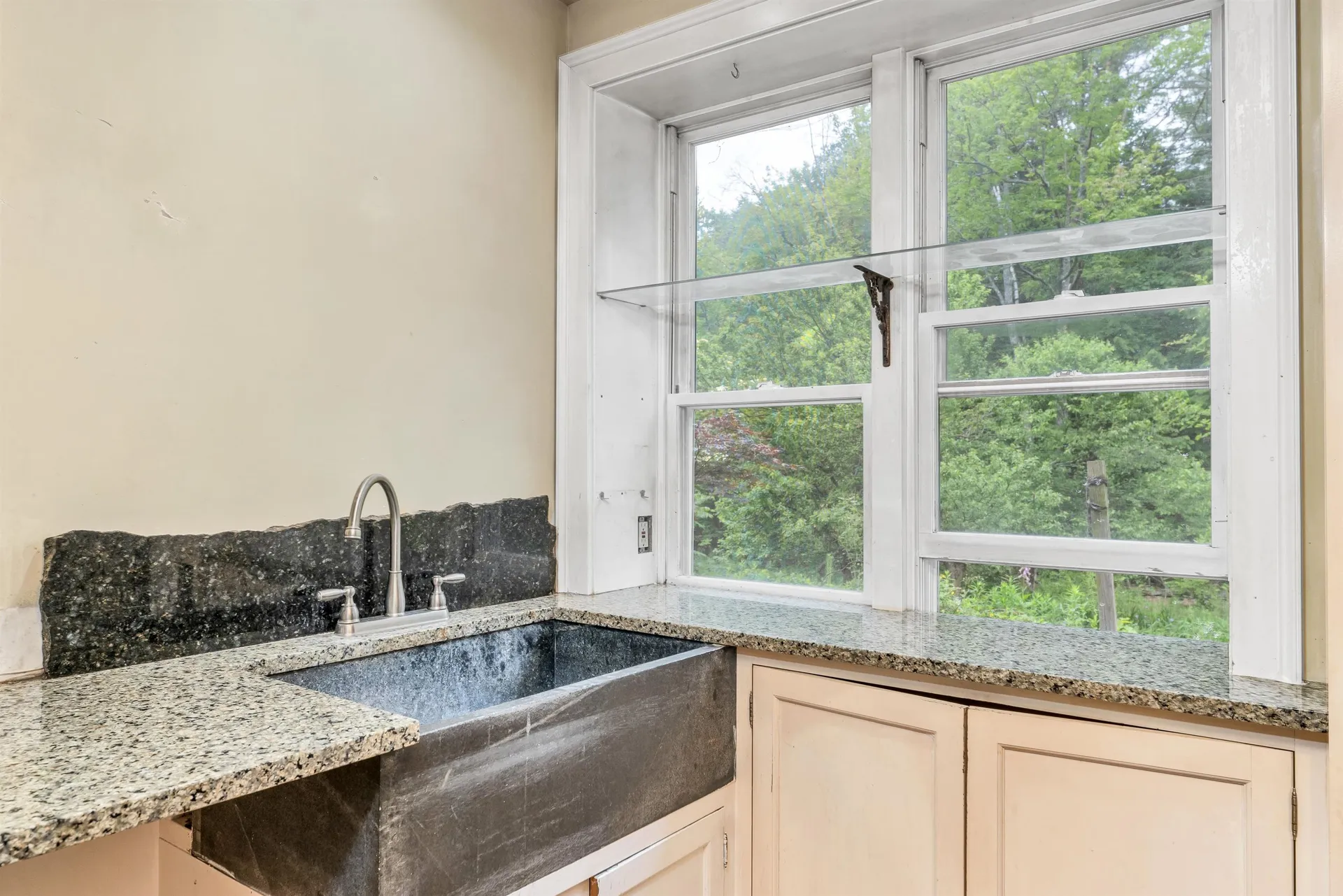 947 Province Road Barnstead NH 03218