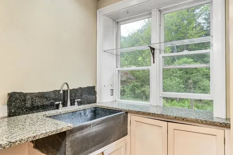 947 Province Road Barnstead NH 03218