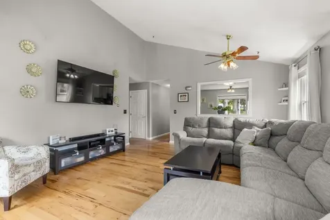 111 Katie Lane Dover NH 03820