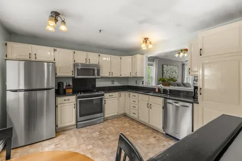111 Katie Lane Dover NH 03820