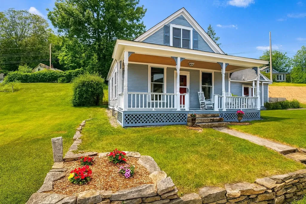 109 High Street Cavendish VT 05142