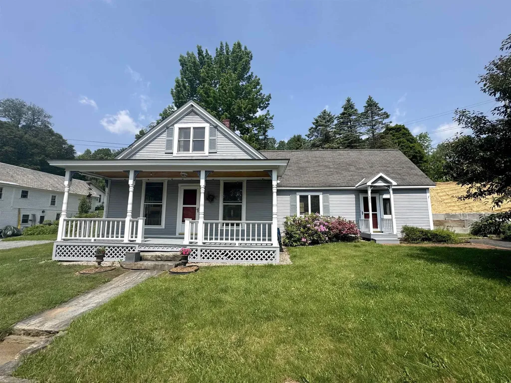 109 High Street Cavendish VT 05142