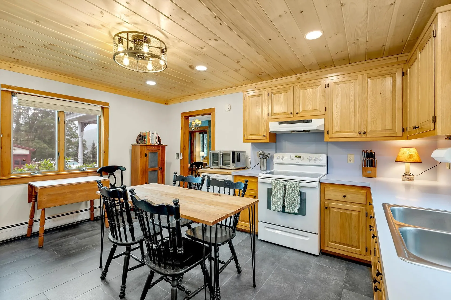 109 High Street Cavendish VT 05142