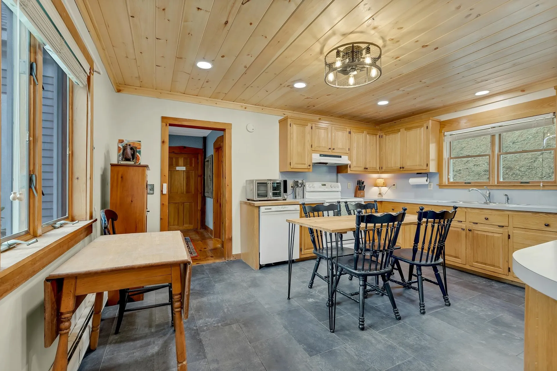 109 High Street Cavendish VT 05142