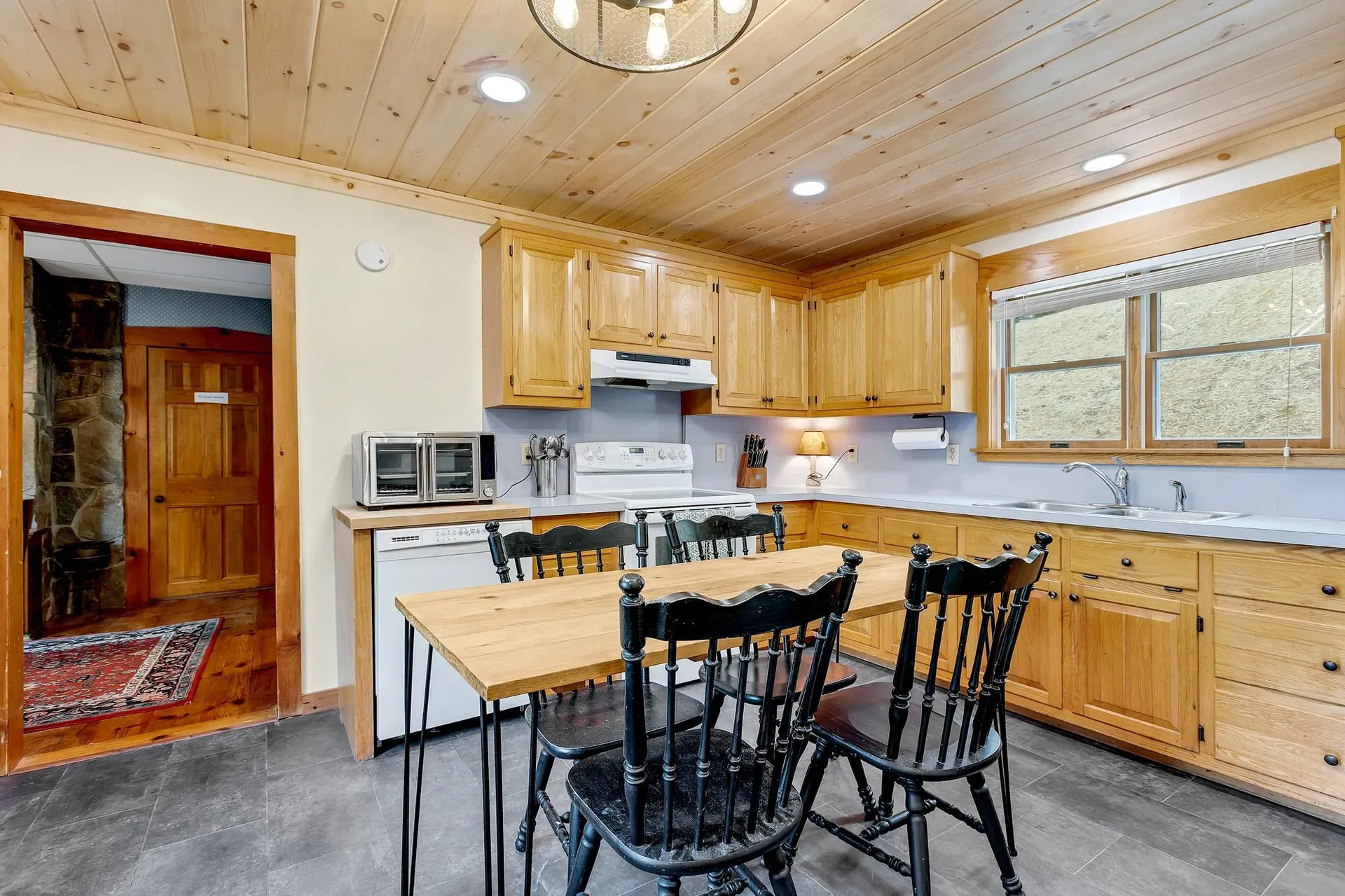 109 High Street Cavendish VT 05142