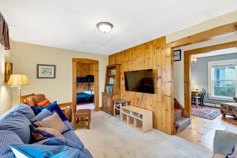 109 High Street Cavendish VT 05142