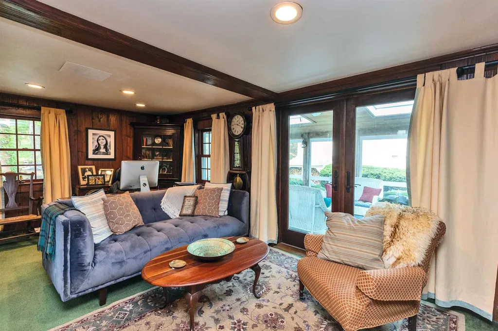 133 Hay Hill Road Francestown NH 03043