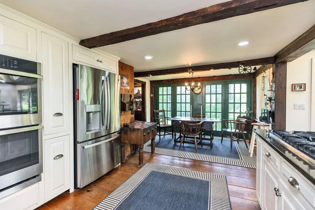 133 Hay Hill Road Francestown NH 03043