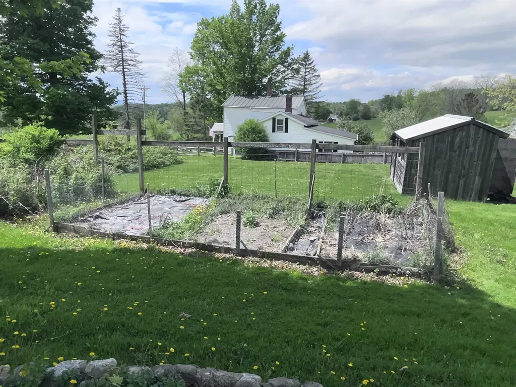 516 Lake Road Benson VT 05743