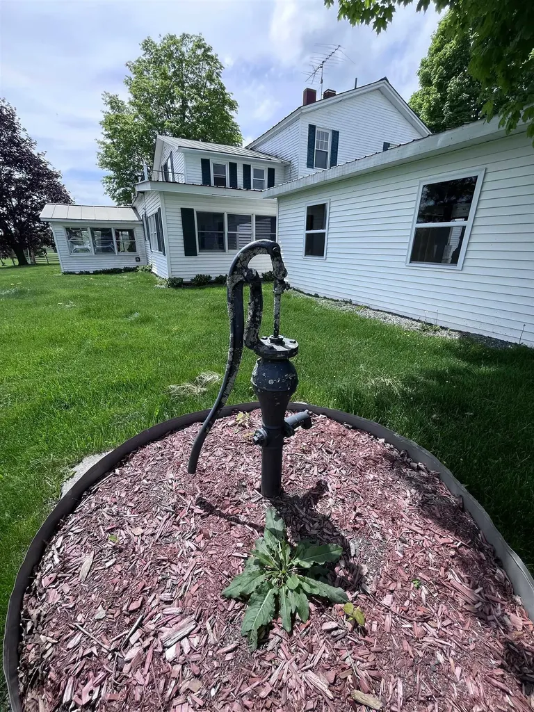 516 Lake Road Benson VT 05743