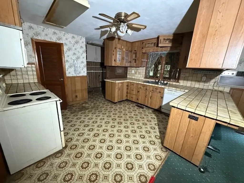 224 East Dunbarton Road Goffstown NH 03045