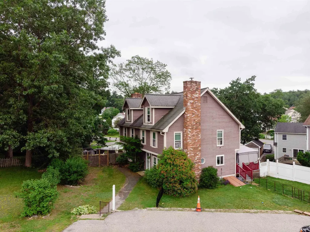 5 Gayle Drive Derry NH 03038