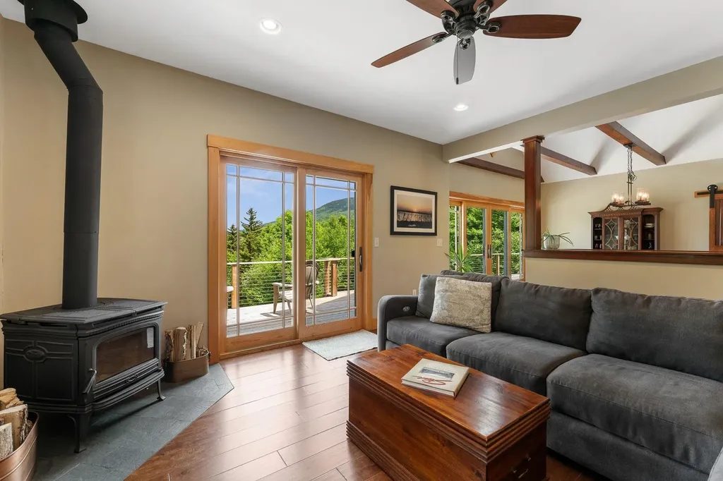 1045 Ring Road Waterbury VT 05677