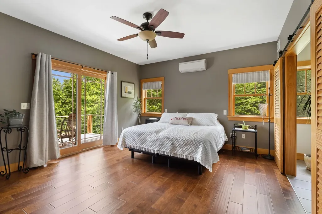 1045 Ring Road Waterbury VT 05677