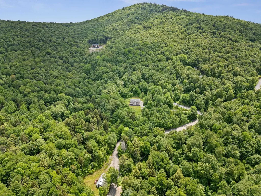 1045 Ring Road Waterbury VT 05677