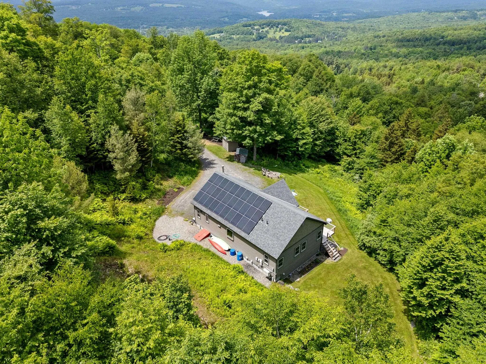 1045 Ring Road Waterbury VT 05677