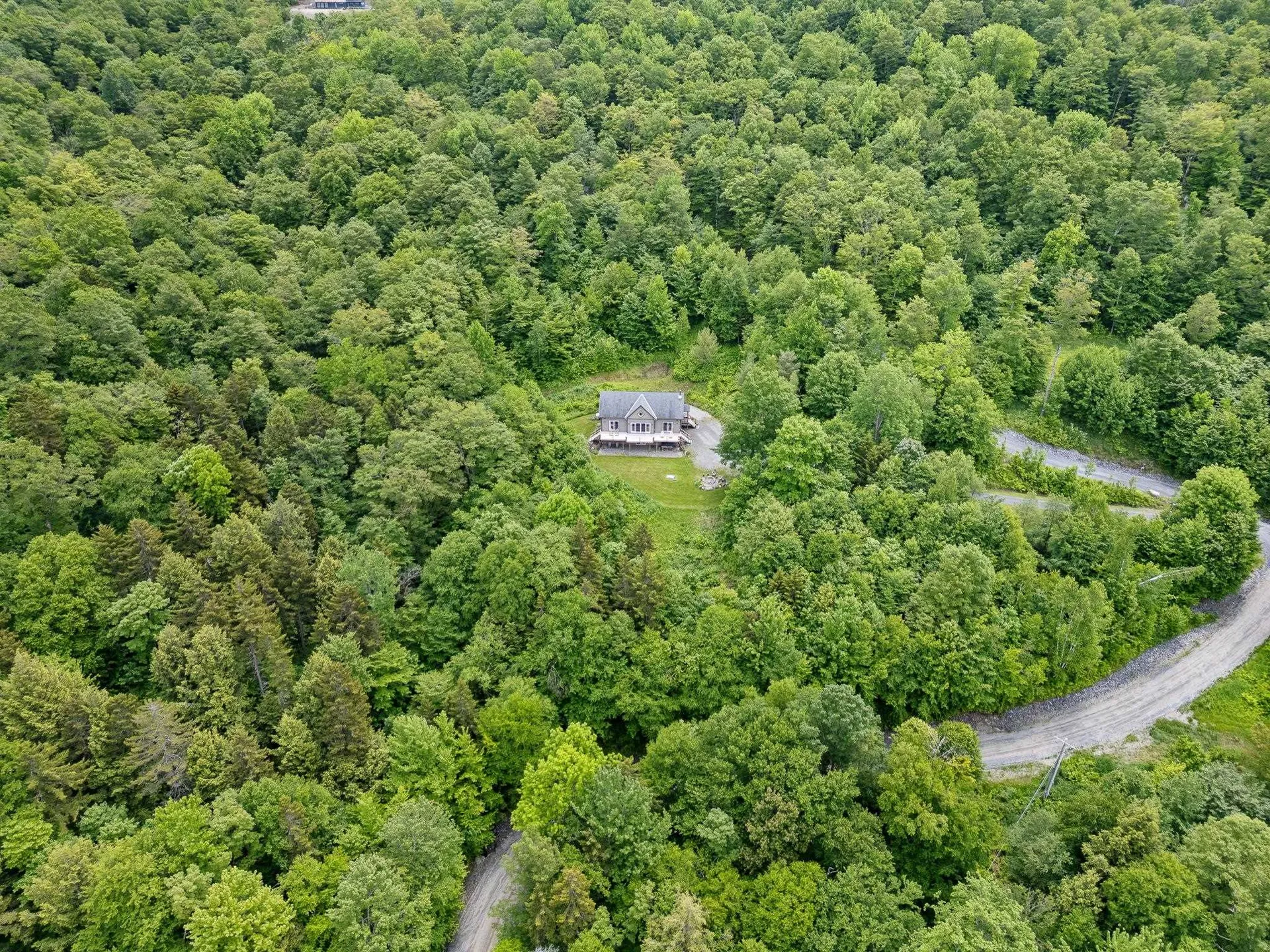 1045 Ring Road Waterbury VT 05677