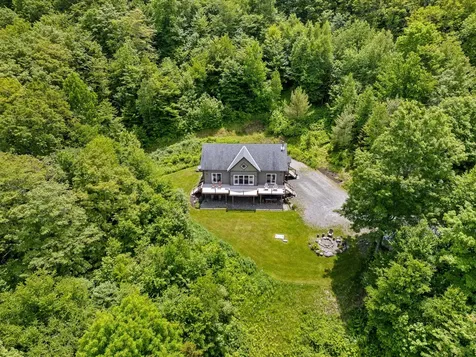 1045 Ring Road Waterbury VT 05677