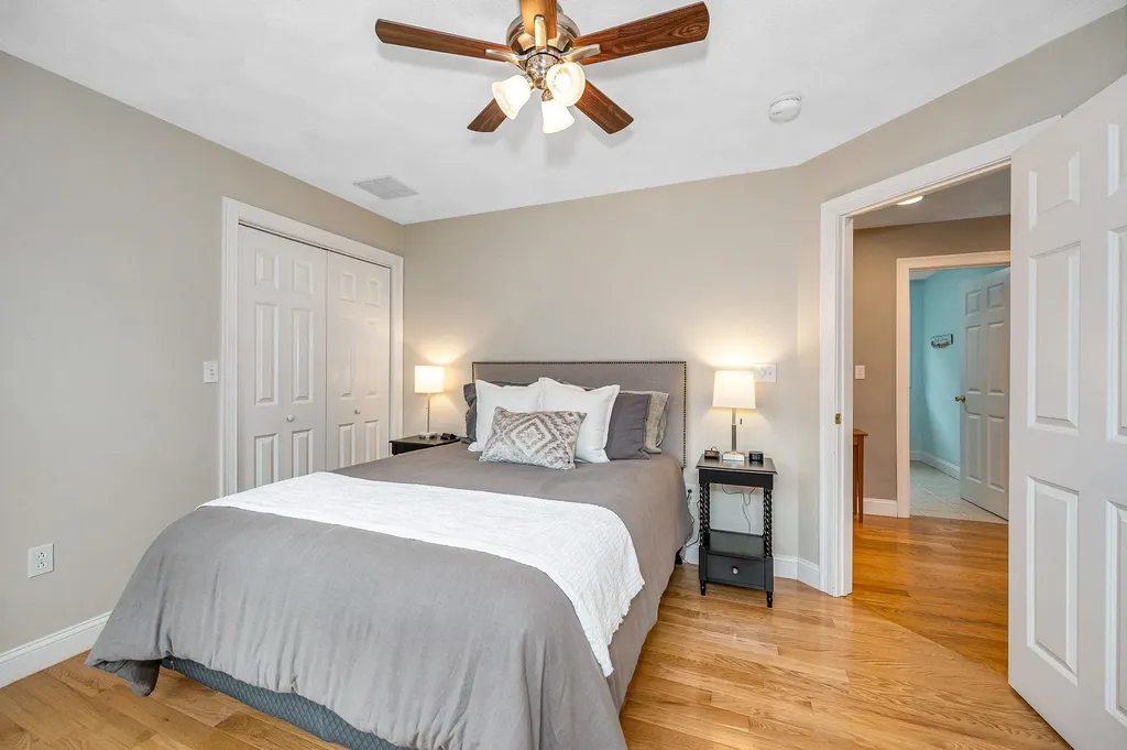 17 Cardiff Road Windham NH 03087