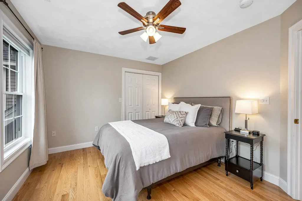 17 Cardiff Road Windham NH 03087