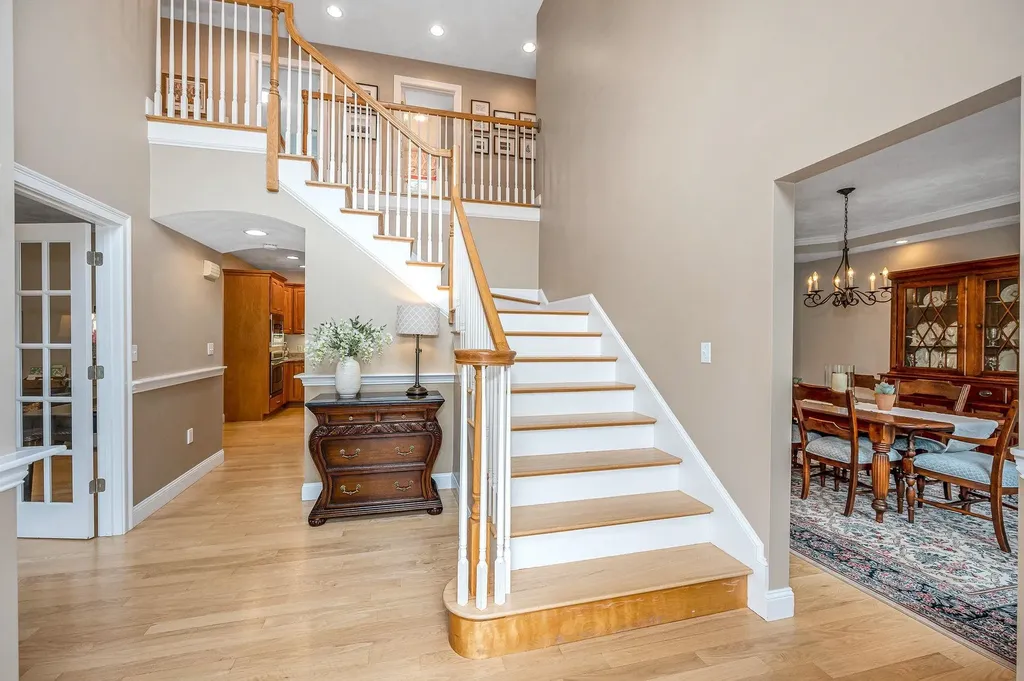 17 Cardiff Road Windham NH 03087