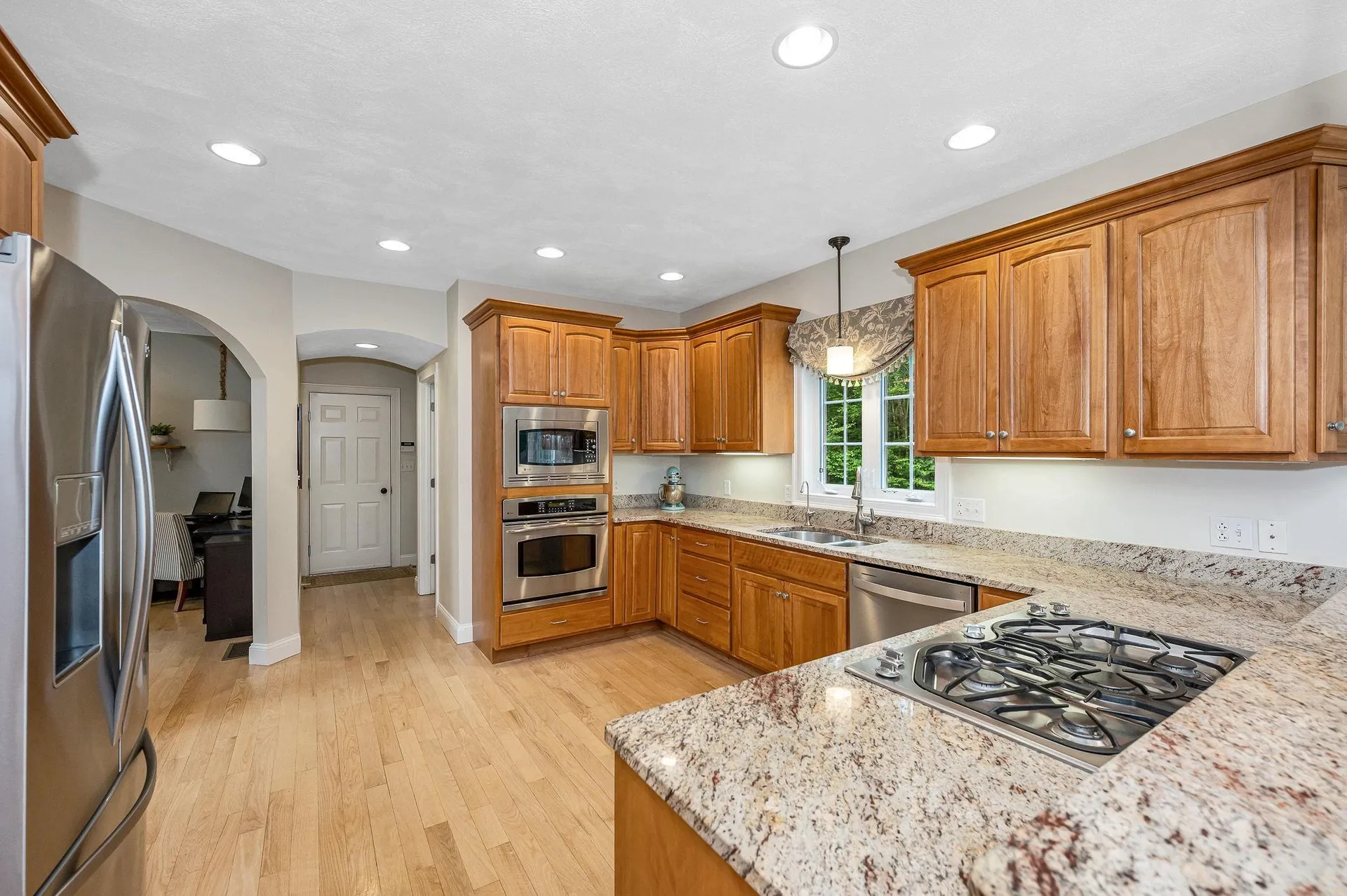 17 Cardiff Road Windham NH 03087