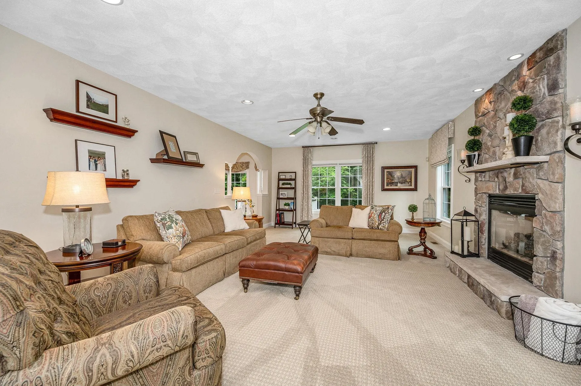 17 Cardiff Road Windham NH 03087