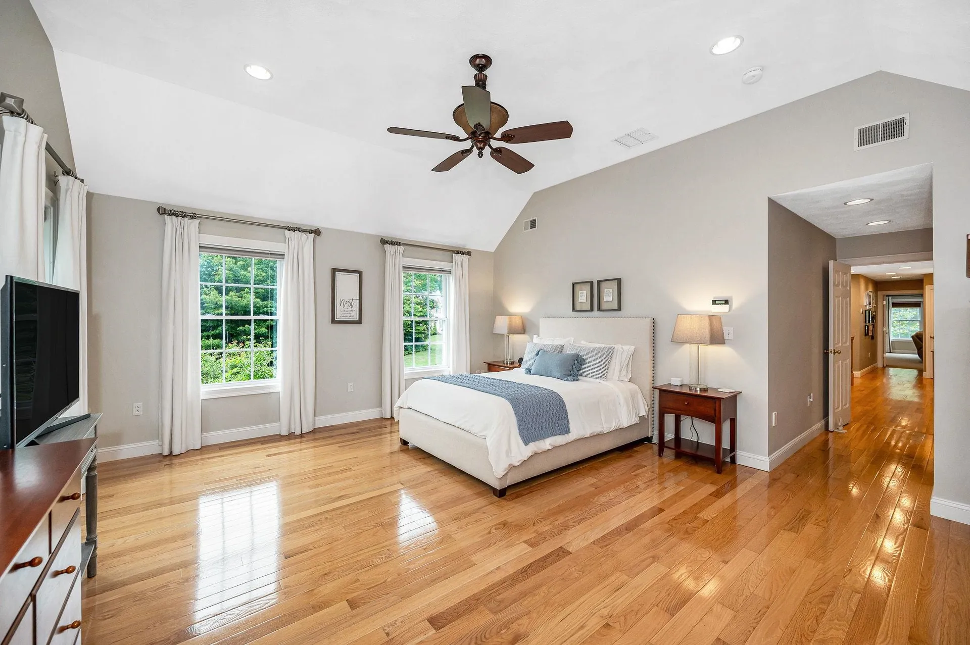 17 Cardiff Road Windham NH 03087