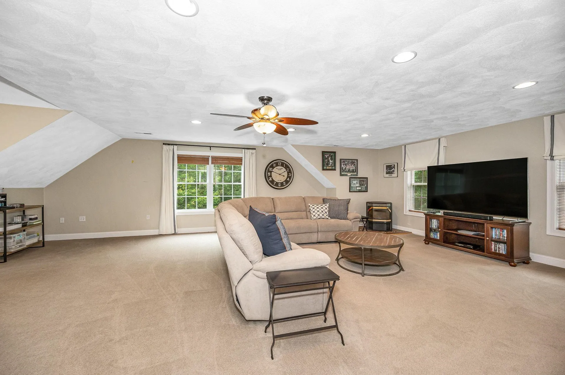 17 Cardiff Road Windham NH 03087