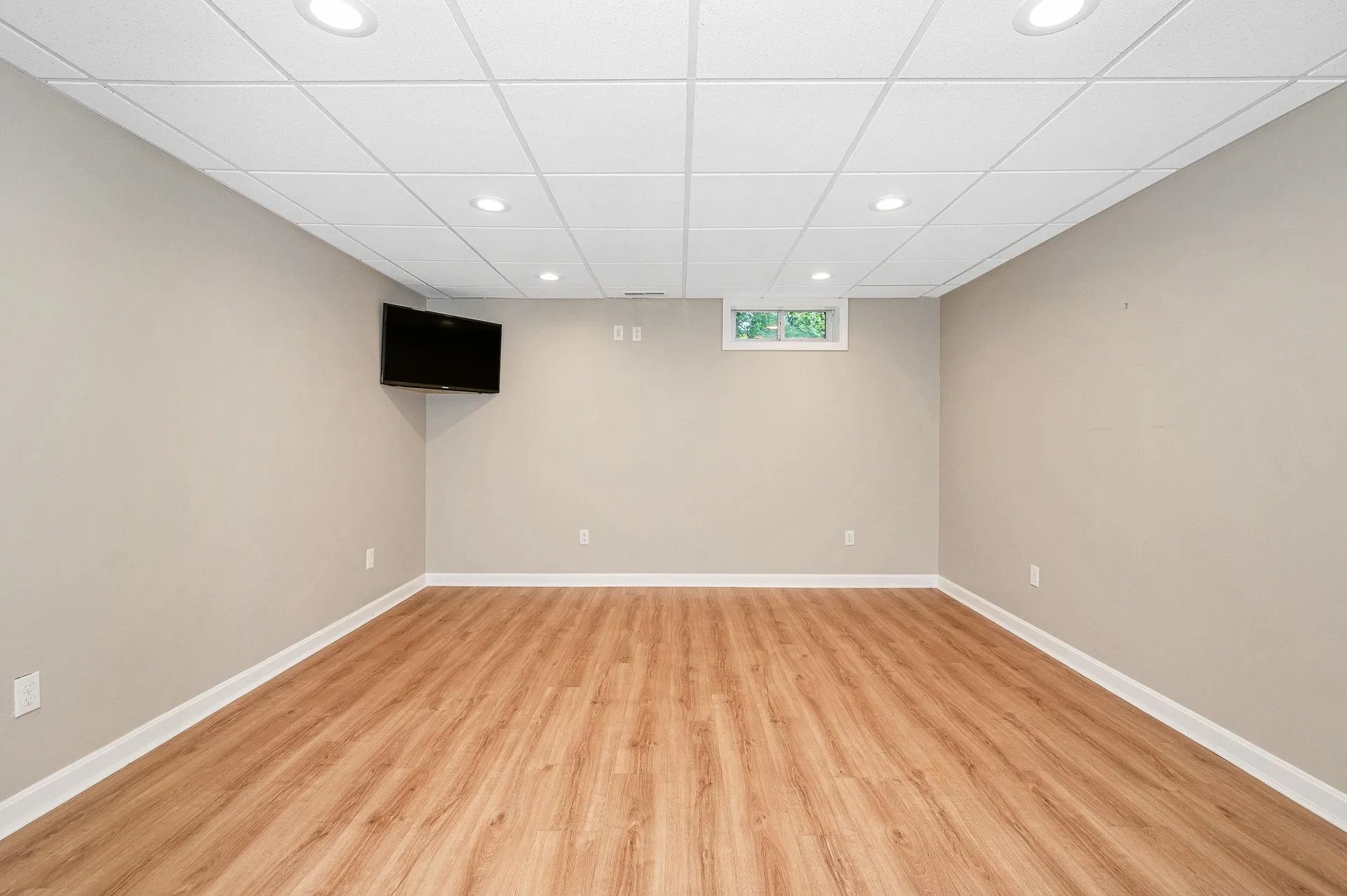 17 Cardiff Road Windham NH 03087