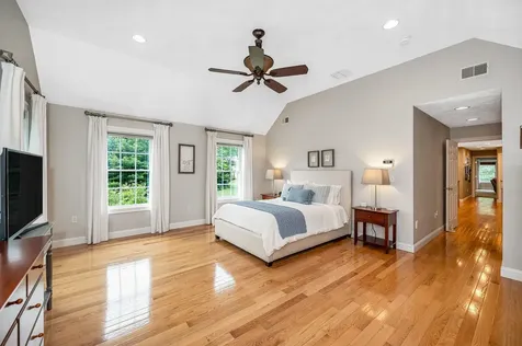 17 Cardiff Road Windham NH 03087