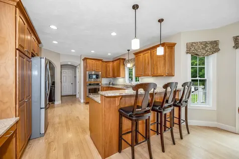 17 Cardiff Road Windham NH 03087
