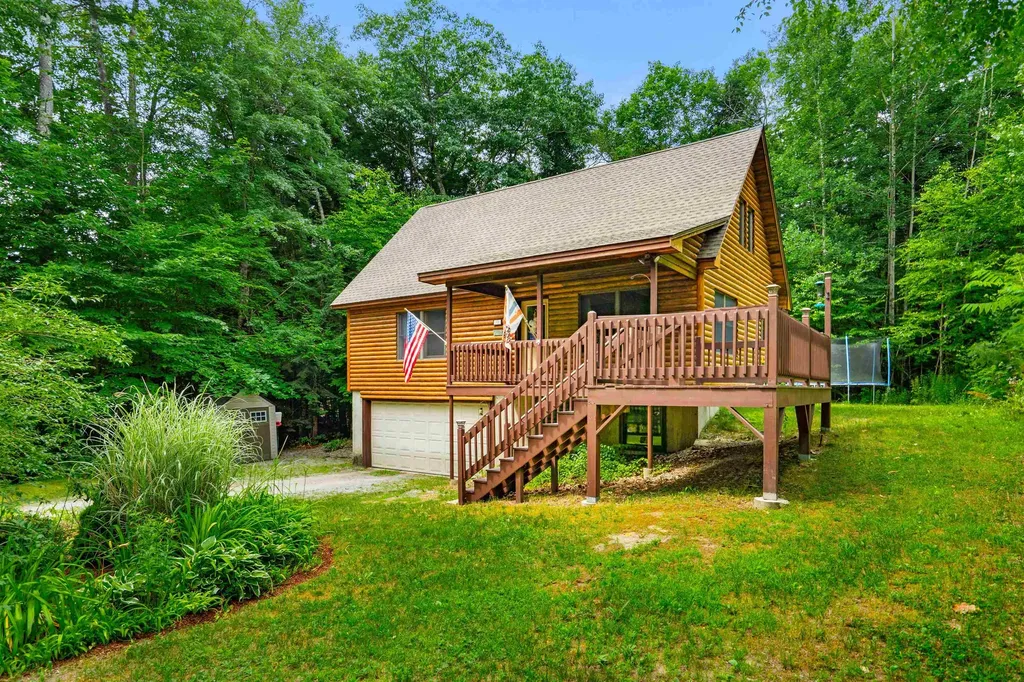 30 Deerpoint Drive Hillsborough NH 03244
