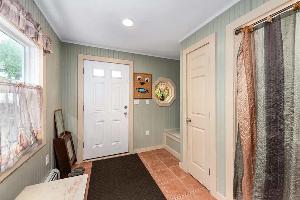 10 Prospect Street Bristol NH 03222