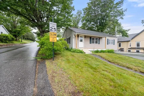 10 Prospect Street Bristol NH 03222