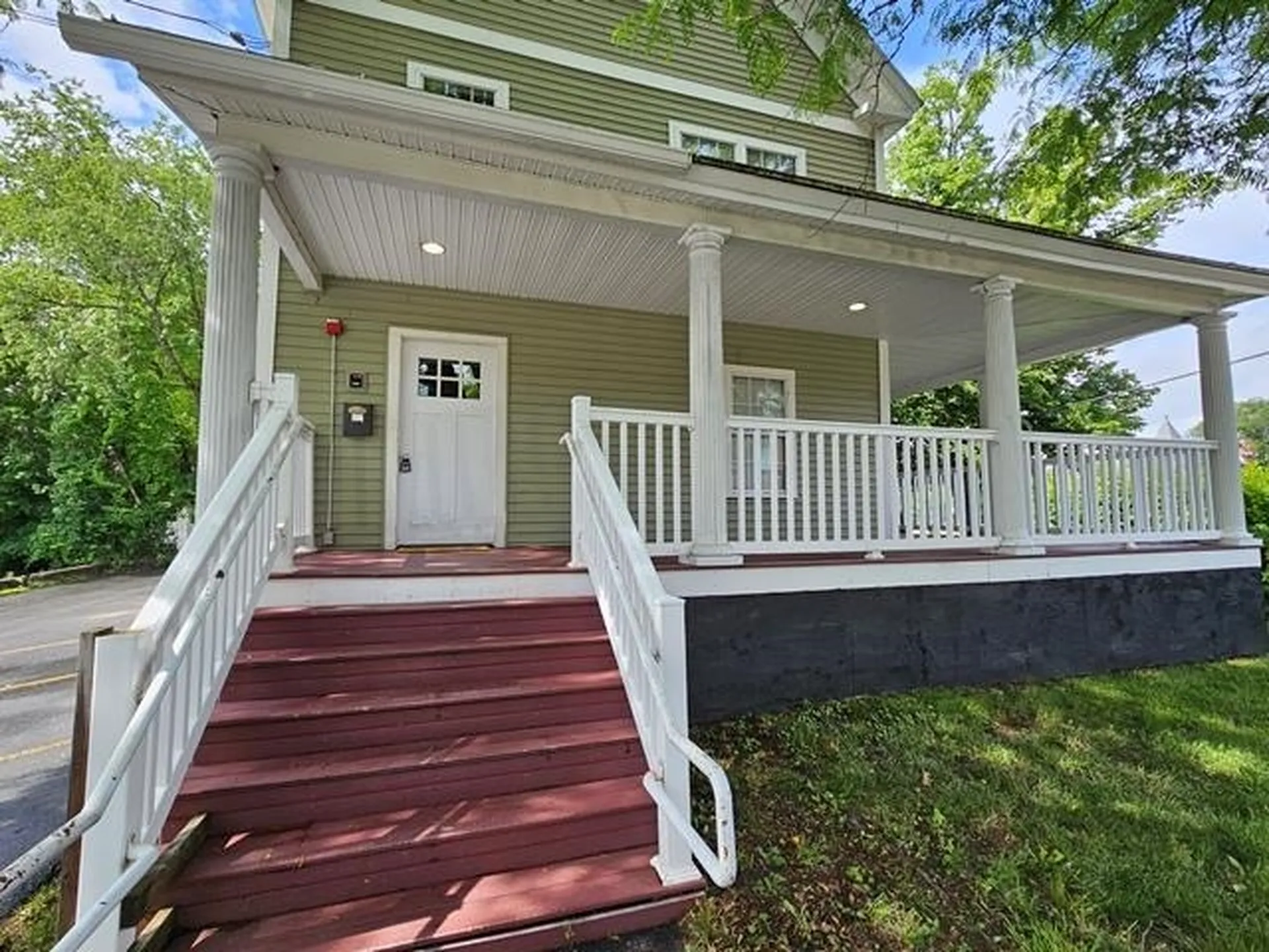 57 Winchester Street Keene NH 03431