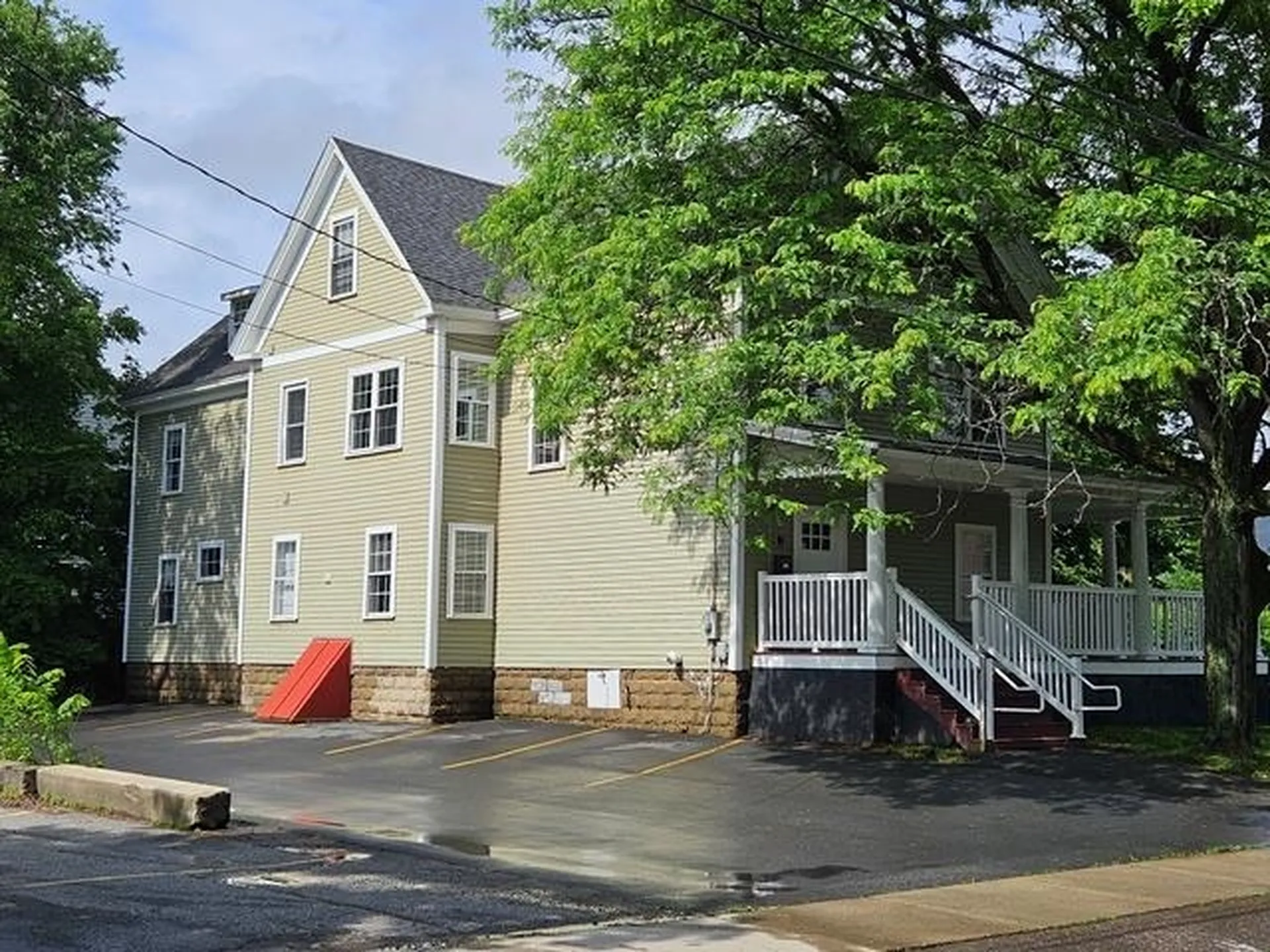 57 Winchester Street Keene NH 03431