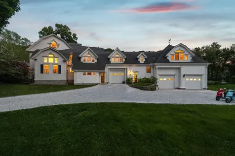 633 Central Road Rye NH 03871