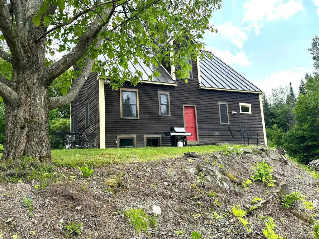 491 Taylor Road Greensboro VT 05842