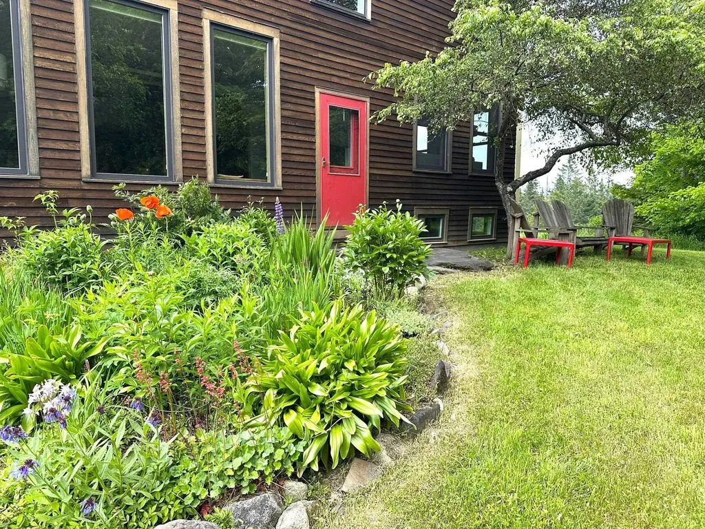 491 Taylor Road Greensboro VT 05842