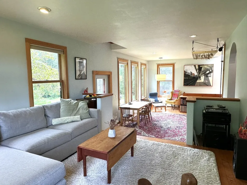 491 Taylor Road Greensboro VT 05842