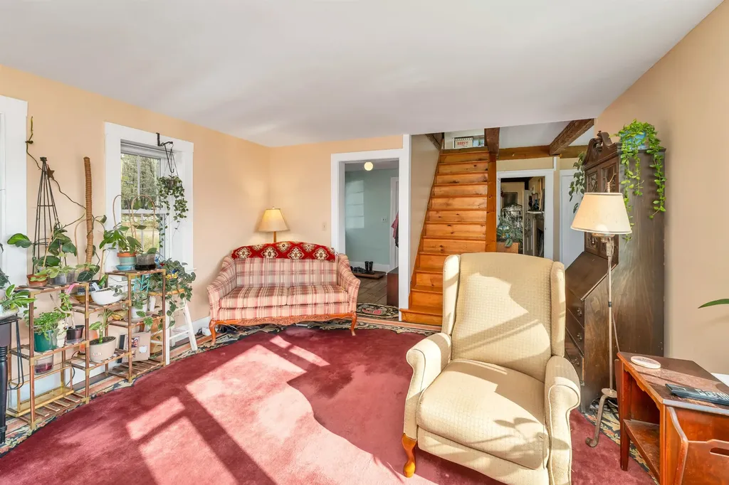 45 Effingham Road Ossipee NH 03864