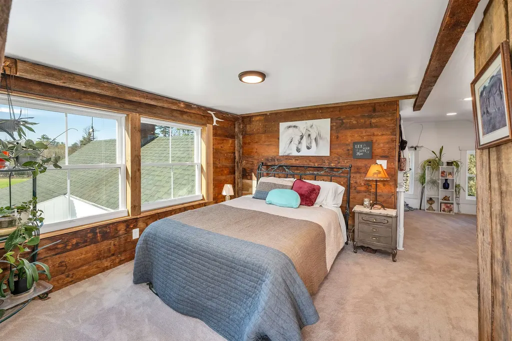 45 Effingham Road Ossipee NH 03864