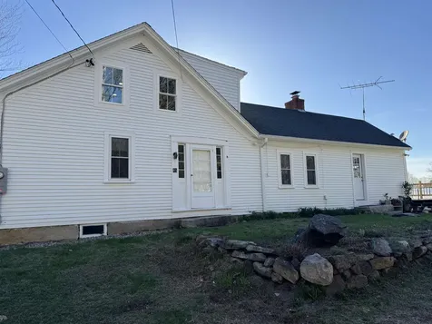 45 Effingham Road Ossipee NH 03864