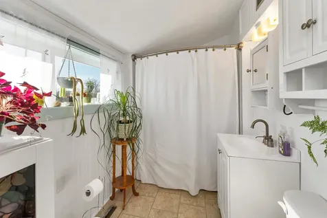 45 Effingham Road Ossipee NH 03864