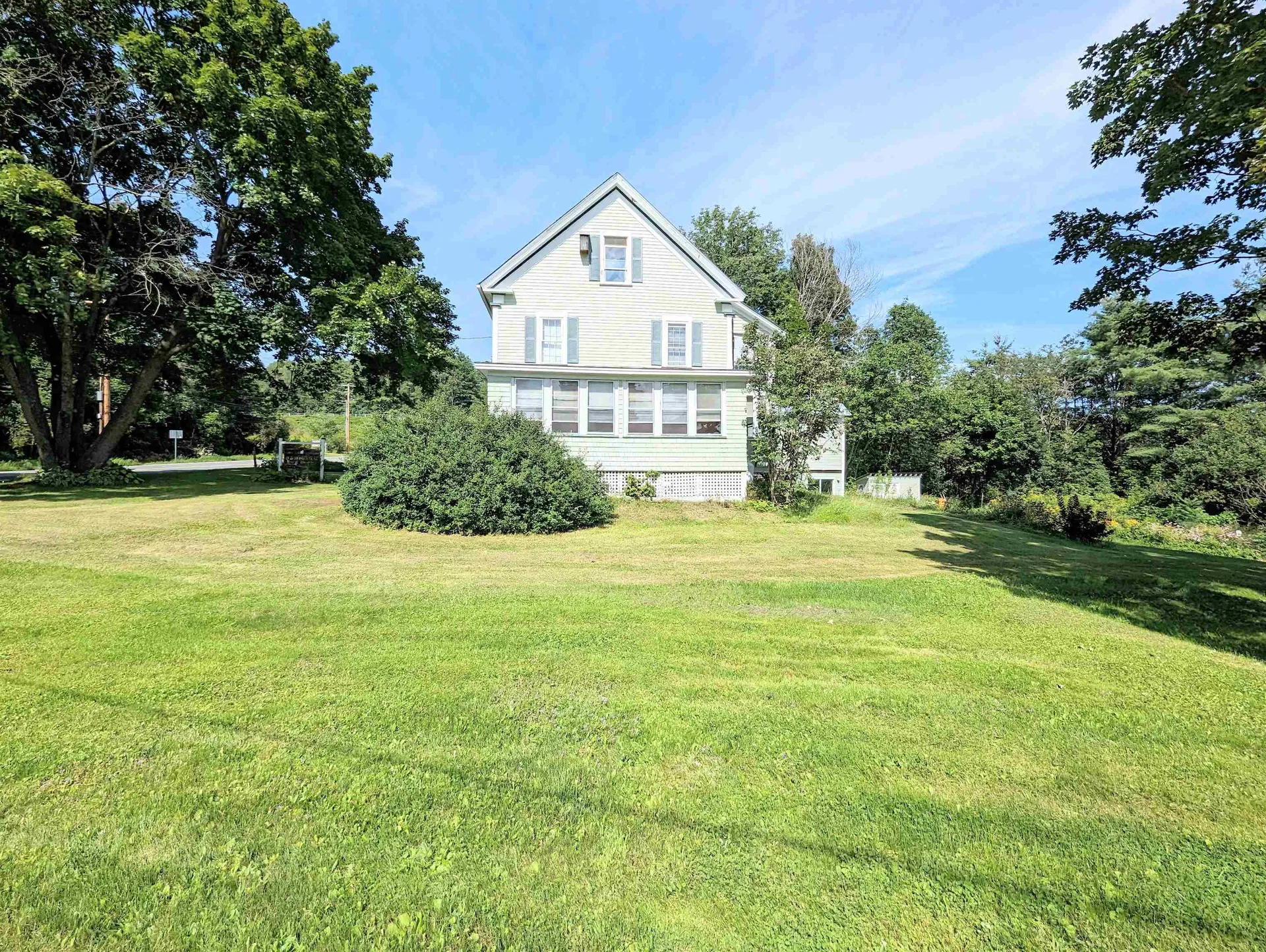 1573 Us Route 5 South Barnet VT 05821