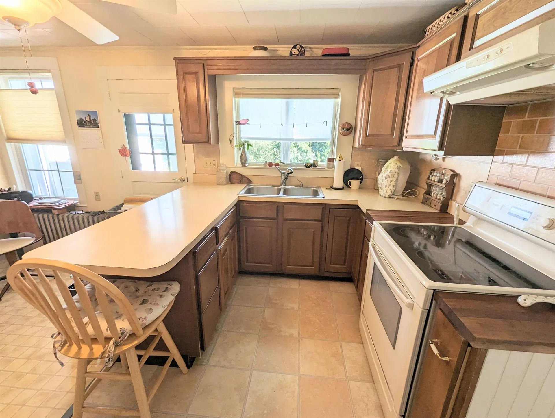 1573 Us Route 5 South Barnet VT 05821