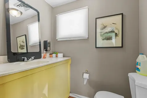 2 Brown Road Windham NH 03087