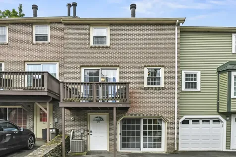 79 Cannongate Road Nashua NH 03063