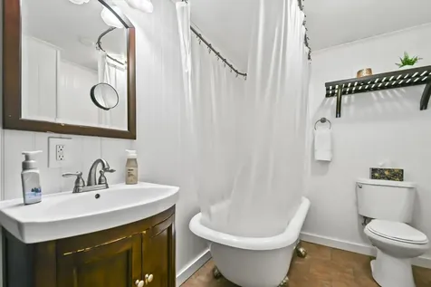 79 Cannongate Road Nashua NH 03063